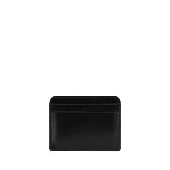 Black Calf Leather Bos Taurus WalletChloé’s leather logoed Card Holder is a stylish and practical accessory. It features card slots on the front and back, offering optimal functionality. The three-dimensional plaque with the brand’s iconic monogram applie