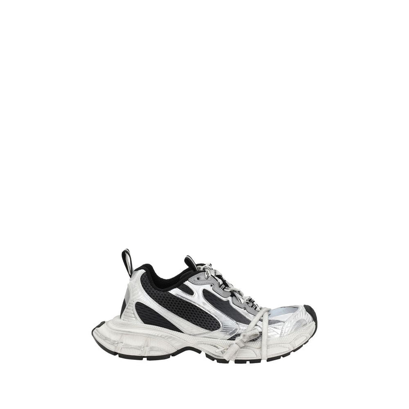 Multicolor Polyethylene Athletic SneakersBalenciaga’s 3XL Sneakers are a true statement of style and innovation. The front closure with multiple laces and double tongue offer a bold, functional look, while contrasting mesh and mesh panels add dynamic, bre