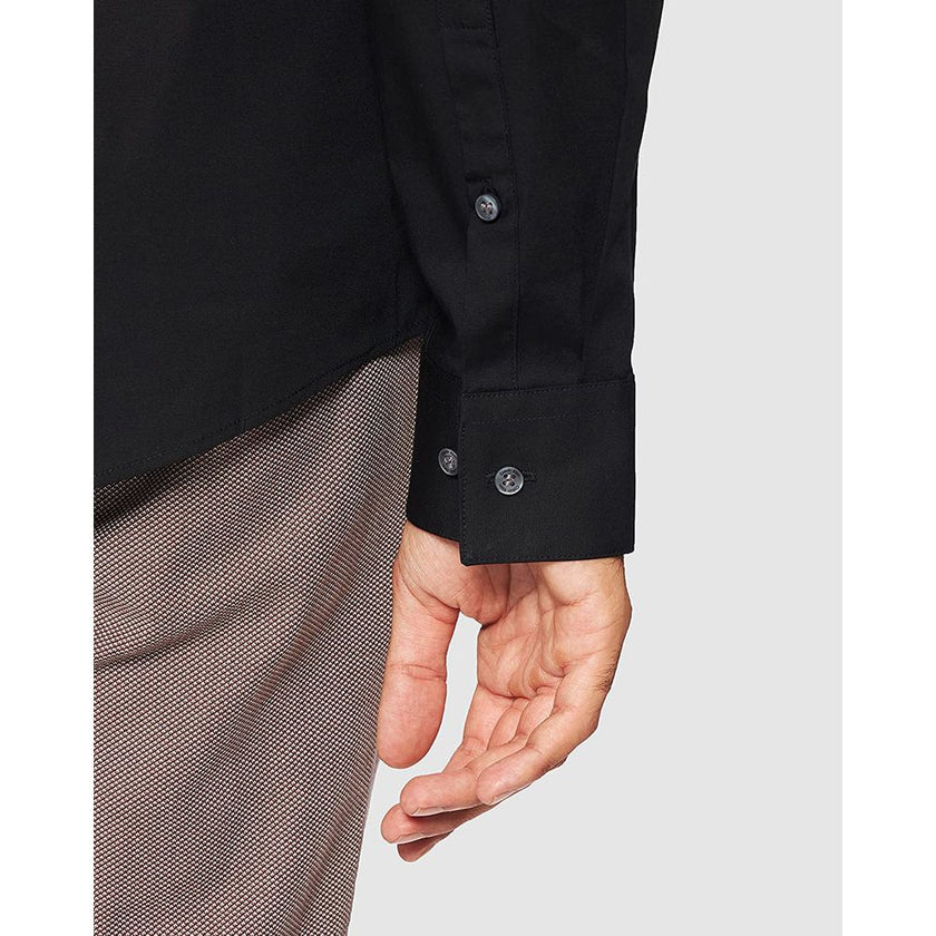 Black Cotton Dress ShirtDiscover the Calvin Klein K10K108229 long-sleeve shirt for men, crafted from stretch poplin for a slim fit that accentuates the male silhouette. This shirt is made from 100% high-quality cotton, ensuring comfort and breathability t