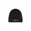 Black Organic Cotton Cap (Baseball Hat)Discover the Calvin Klein Jeans MONO LOGO EMBRO beanie for men, an essential fashion accessory for your wardrobe. Made from 100% organic cotton, this beanie provides a soft and comfortable feel against the skin, maki