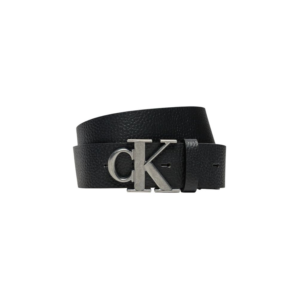 Black Leather Regular BeltThe Calvin Klein Jeans MONO PLAQUE 40MM PB K50K512088 belt is an essential style accessory for the modern man. Made from 100% high-quality leather, this belt offers timeless elegance and exceptional durability. The buckle featuri