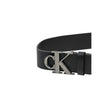 Black Leather Regular BeltThe Calvin Klein Jeans MONO PLAQUE 40MM PB K50K512088 belt is an essential style accessory for the modern man. Made from 100% high-quality leather, this belt offers timeless elegance and exceptional durability. The buckle featuri
