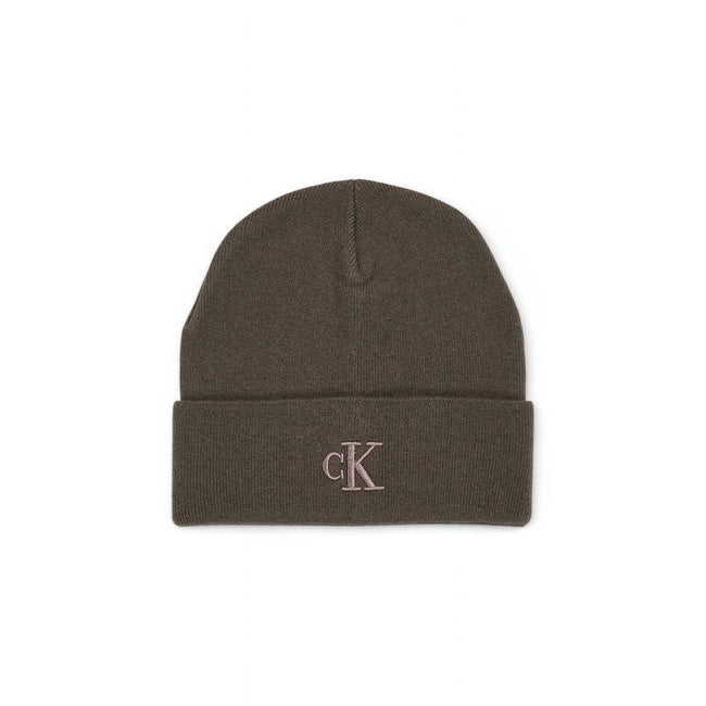 Brown Wool Caps Baseball HatDiscover the Calvin Klein Jeans THICK EMBROIDERY BEANIE K50K512461, a stylish and functional men’s beanie perfect for completing your winter look. Made from a high-quality blend consisting of 40% wool, 30% viscose, 20% polyamid