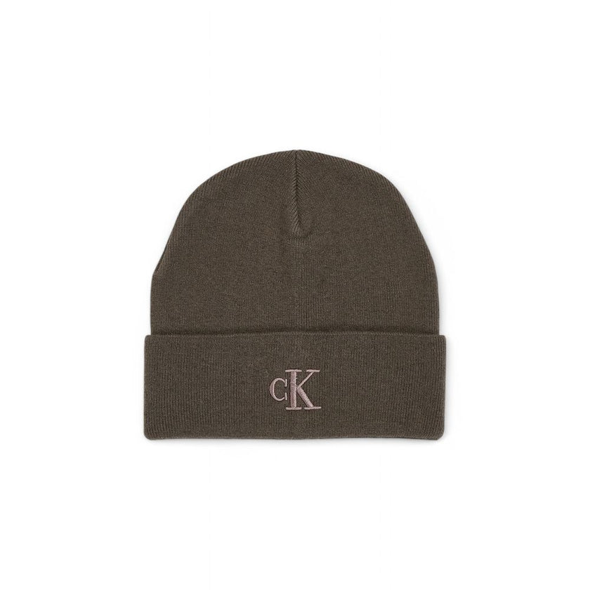 Brown Wool Caps Baseball HatDiscover the Calvin Klein Jeans THICK EMBROIDERY BEANIE K50K512461, a stylish and functional men’s beanie perfect for completing your winter look. Made from a high-quality blend consisting of 40% wool, 30% viscose, 20% polyamid