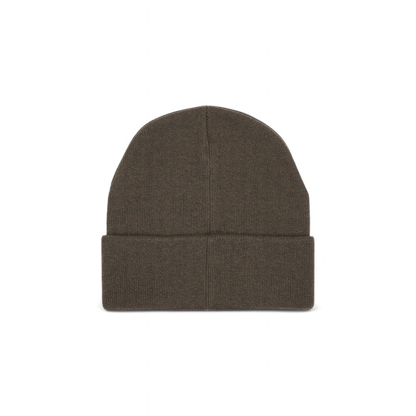 Brown Wool Caps Baseball HatDiscover the Calvin Klein Jeans THICK EMBROIDERY BEANIE K50K512461, a stylish and functional men’s beanie perfect for completing your winter look. Made from a high-quality blend consisting of 40% wool, 30% viscose, 20% polyamid