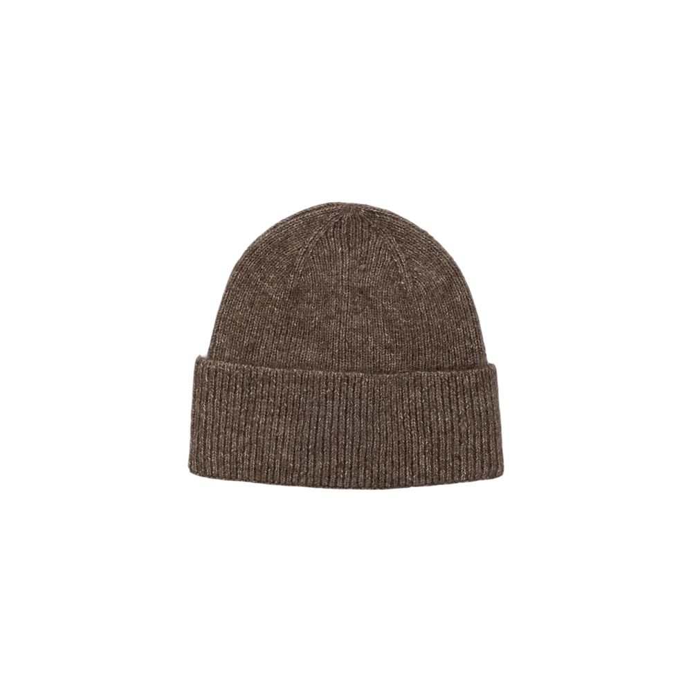 Brown Marabou Cap (Baseball Hat)Discover the rubberized beanie from Calvin Klein Jeans, an essential accessory for the modern man. Made from a blend of 78% acrylic, 20% polyester, and 2% elastane/lycra, this beanie provides a comfortable fit and warmth du