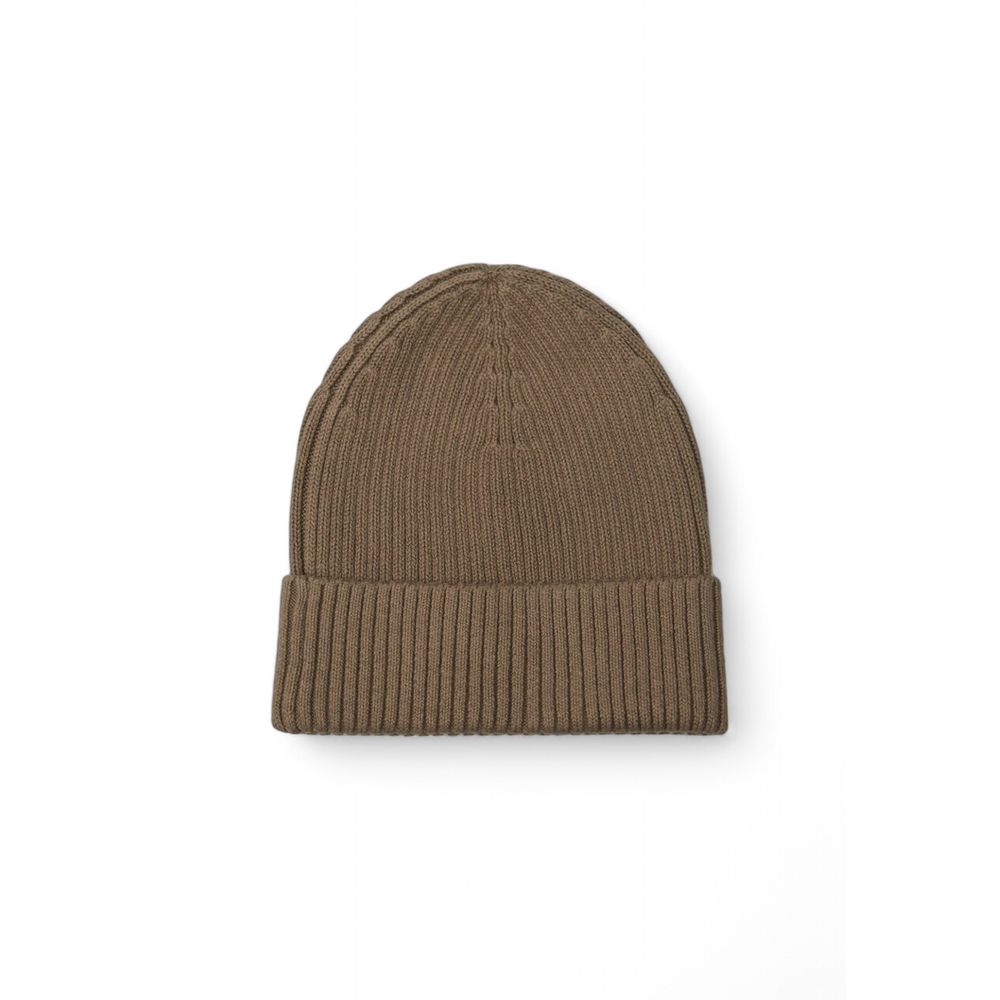 Beige Organic Cotton Cap (Baseball Hat)Discover the Calvin Klein CLASSIC COTTON RIB BEANIE for men, an essential accessory for your winter wardrobe. Made from a blend of 50% organic cotton, 45% cotton, and 5% cashmere, this beanie offers the perfect combi