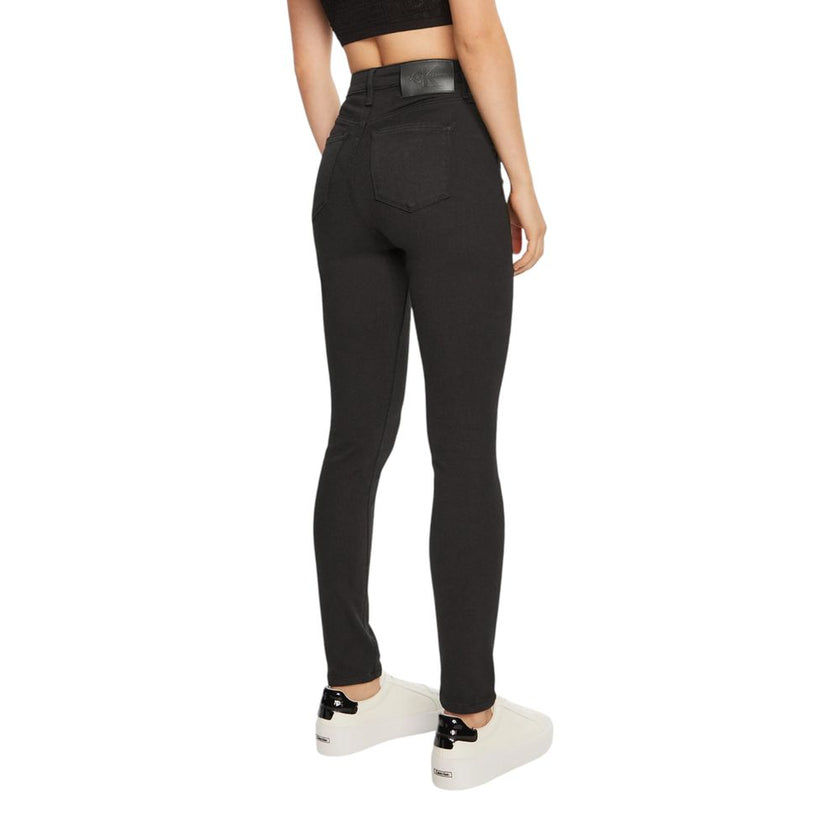 Black Cotton Skinny JeanDiscover the Calvin Klein Jeans HIGH RISE SKINNY J20J224013 skinny and super-skinny jeans for women, an essential piece for your wardrobe. Made with high-quality materials, these jeans consist of 78% cotton, 18% polyester, and 4% e