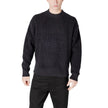 Black Organic Cotton SweaterDiscover the Calvin Klein Jeans CHUNKY TEXTURE SWEAT menâs sweater, a high-quality piece made from 80% organic cotton, 17% polyamide, and 3% elastane/lycra. This sweater features a chunky texture that adds a modern touch to y