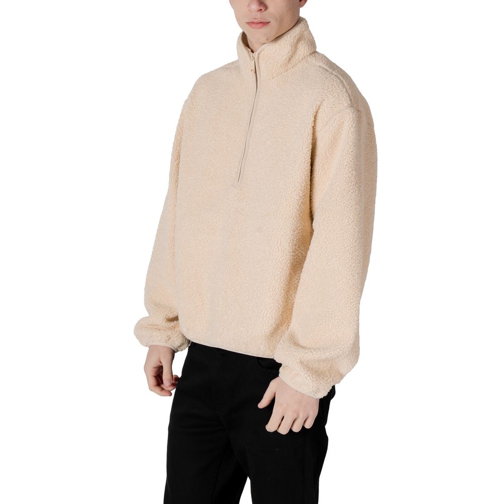 Cream Recycled Polyester Jackets & CoatDiscover the HALF ZIP SHERPA J30J326679 jacket by Calvin Klein Jeans, a perfect garment for the modern man seeking comfort and style. Made from 70% recycled polyester and 30% polyester, this jacket is not only eco-fr