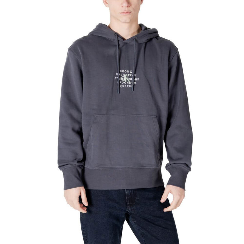 Gray Cotton HoodyDiscover the Calvin Klein Jeans NYC STAMP GRAPHIC HO men’s hoodie, an essential piece for your casual wardrobe. Made from 100% cotton, this hoodie offers exceptional comfort and a soft fit against the skin. The design features a printed l