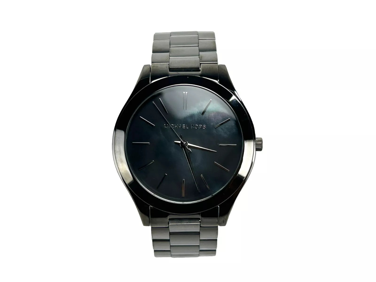 Slim Runway Gun Metal Stainless Steel Watch MK3413 NO BOXStyle: Michael Kors (MK3413) Slim Runway Watch Material: Stainless Steel Features: Non-Numeric Stick Hour Markers, Water Resistant 50m, Minimalistic Design Measures: 42 mm Case SizeSlim Runway Gun M