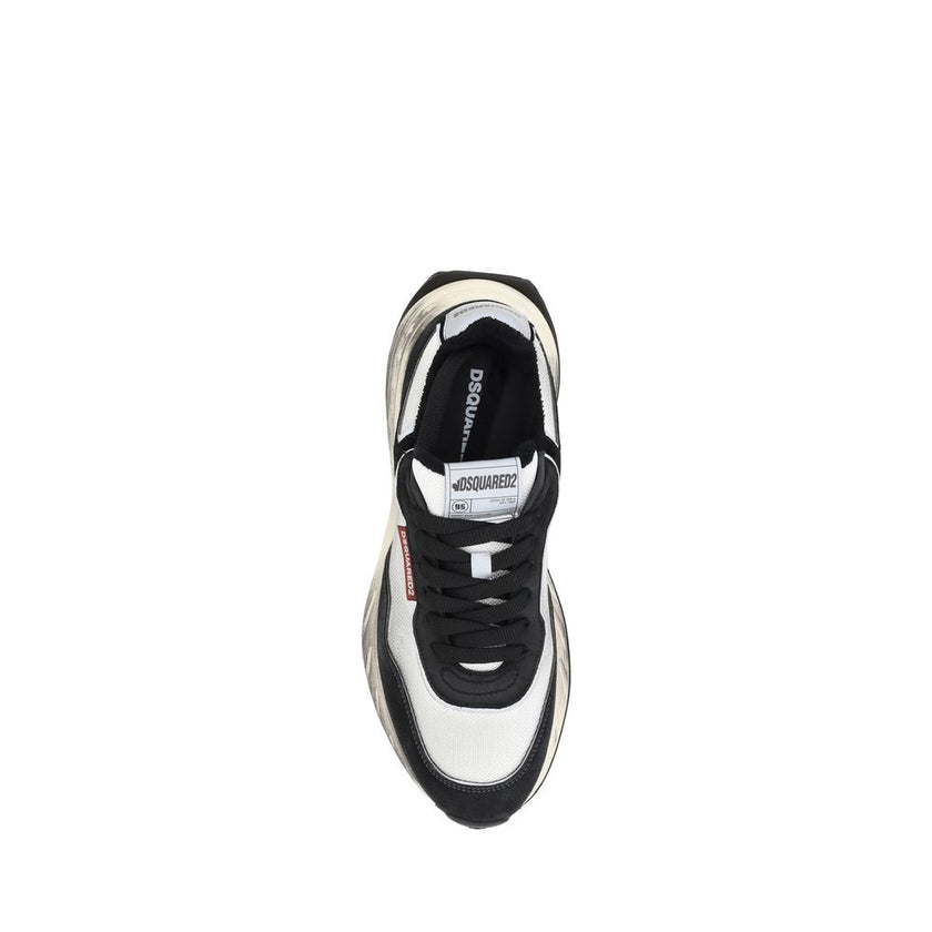 Sprinter SneakersDsquared2’s Sprinter Sneakers are a perfect example of sporty and sophisticated style. The paneled design, combined with a textured sole, gives the shoes a dynamic and modern look. The upper lace-up closure allows for an adjustable and se