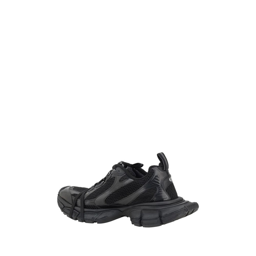 Black Rubber Athletic SneakersBalenciaga’s 3XL Sneakers are the epitome of bold, contemporary design. Featuring a front closure with multiple laces, they offer a secure and customizable fit. Paneled mesh and mesh panels ensure breathability and comfort, w