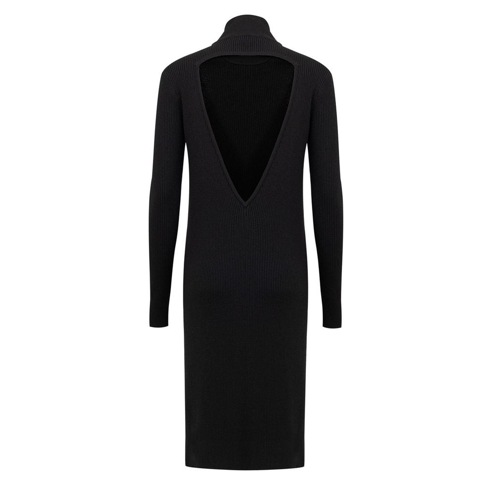 Black Wool Long DressBottega Veneta Ribbed Knit Long Black Dress. In stretch ribbed wool, straight fit, turtleneck, long sleeves. Triangle opening on the back Composition: 90% Wool, 6% Polyester, 2% Polyamide, 1% Elastane Internal SKU: 25MAR106 Brand SKU:
