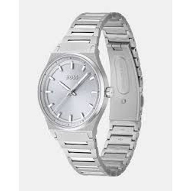 Silver Stainless Steel WatchType of mechanism: QUARTZ.Display: ANALOGICAL.Material Of Case: STAINLESS STEEL.Colour Of Case: SILVER.Material Of Bracelet: STAINLESS STEEL.Colour Of Bracelet: SILVER.Dial Colour:SKY BLUE.Glass type: MINERAL.Clousure: PRESSURE