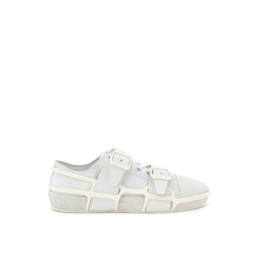 White Cotton Athletic SneakersBurberry White Canvas Sneaker with External Rubber Structure. Front fastening with tone-on-tone laces, round toe with white shiny rubber detail, engraved logo on the back. The shoe is covered with a white rubber/plastic struc