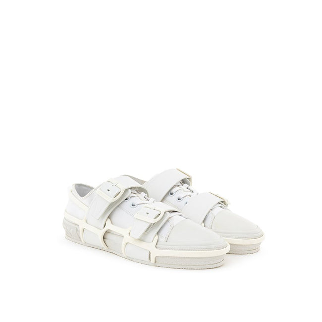 White Cotton Athletic SneakersBurberry White Canvas Sneaker with External Rubber Structure. Front fastening with tone-on-tone laces, round toe with white shiny rubber detail, engraved logo on the back. The shoe is covered with a white rubber/plastic struc