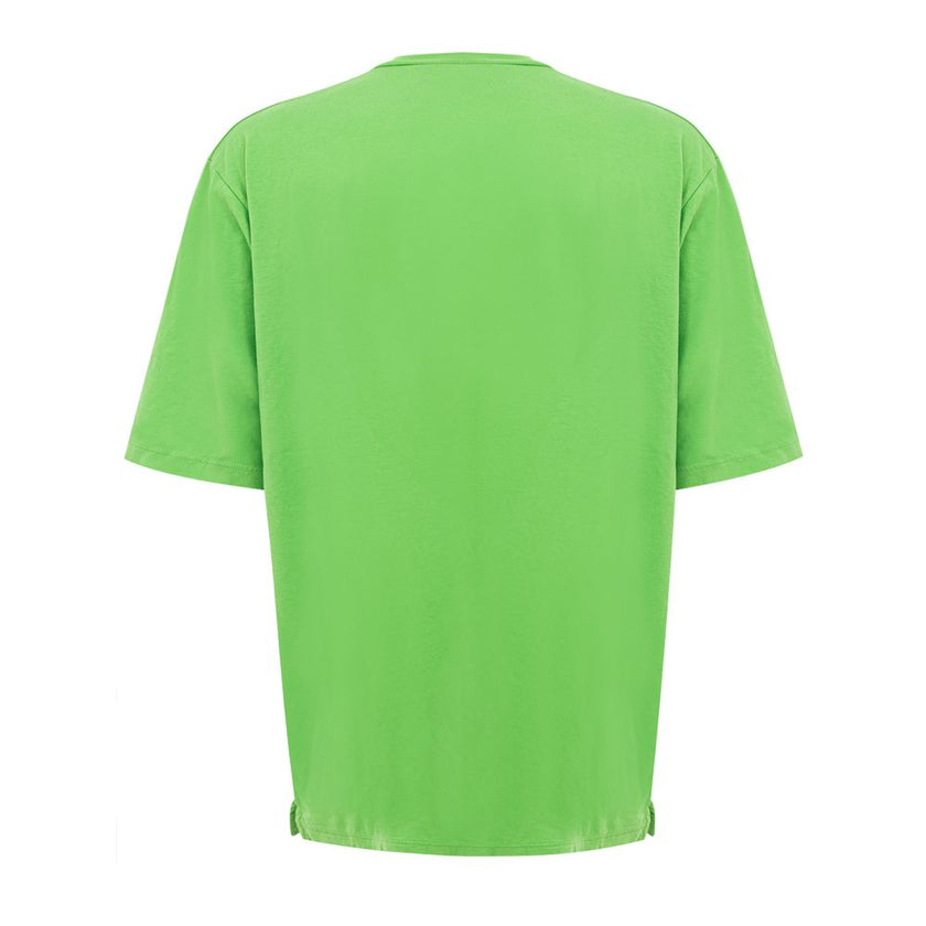 Electric Green Cotton Tee for MenIntroducing the exclusive Dsquared² Electric Green Cotton T-Shirt, a perfect blend of luxury and casual style. Crafted with the finest cotton sourced from Italy, this tee typifies modern elegance with a bold pop of color.