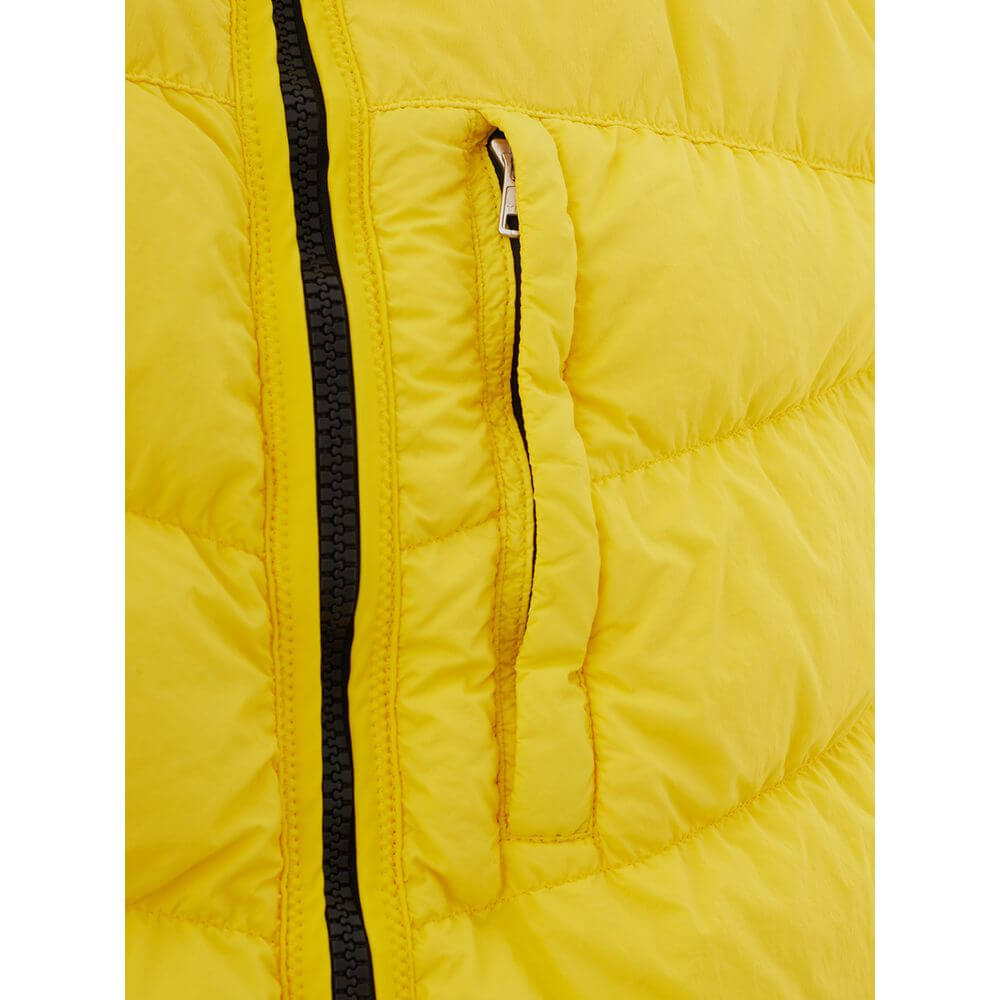 Mens Vibrant Yellow Outdoor JacketEmbrace the great outdoors with this striking Yellow Jacket by Woolrich, designed to add a pop of color and style to any adventurous wardrobe. Perfect for those who don’t compromise on style while seeking functionality, t