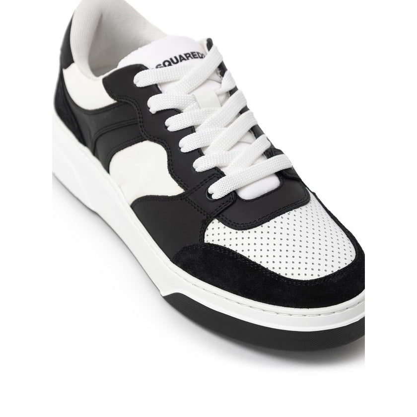 Black And White Leather Athletic SneakersDsquared2 Leather Bumper Sneakers. Front fastening with white laces, in white and black leather with black suede inserts on the front and back. Contrasting maple logo printed on the back, high white rubber sole and