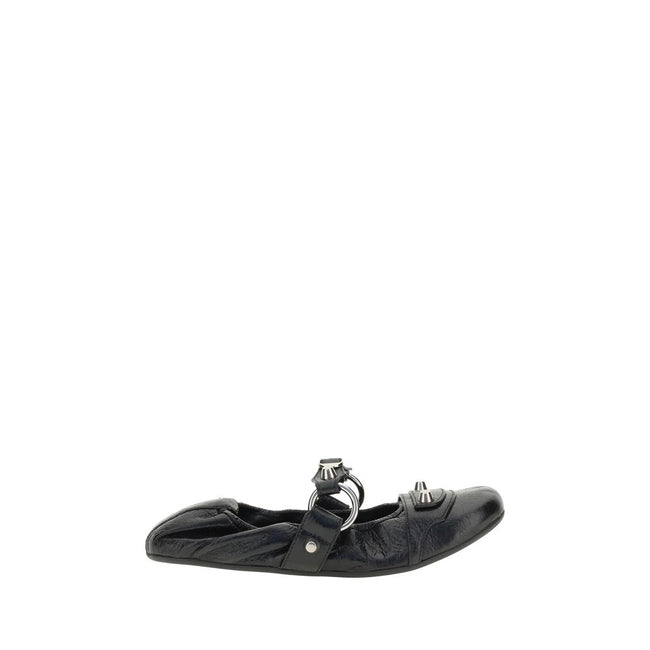 Black Calf Leather Bos Taurus Ballet FlatsBalenciaga’s City Ballerinas are a mix of elegance and boldness, crafted in Arena lambskin leather for a touch of luxury. The rounded toe and silver ABS buckle studs add character and originality. The tone-on-tone