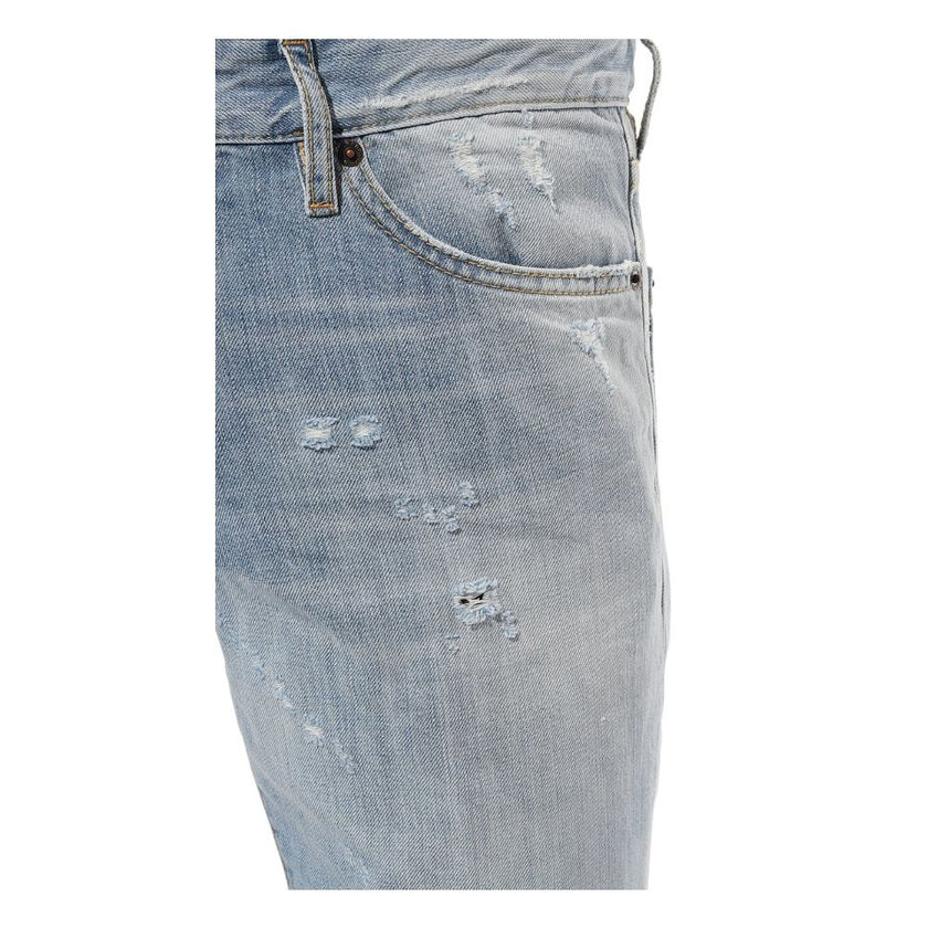 Blue Cotton Men JeansElevate your denim game with the edgy sophistication of Dsquared²’s light wash slim-fit jeans. Crafted with precision in Italy, these jeans feature an artful display of rips and distressed detailing for an effortlessly cool, worn-in l