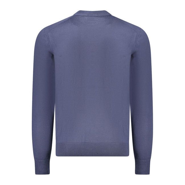 Blue Wool Men SweaterElevate your wardrobe essentials with the impeccable craftsmanship of Hugo Boss. This long-sleeved T-shirt blends sophistication with casual charm, featuring a sleek crew neck and the iconic logo delicately embroidered for a statement