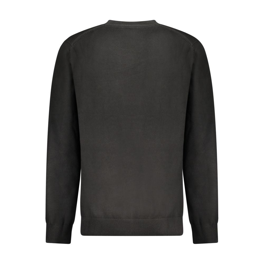 Black Cotton Men SweaterExude confidence with the Calvin Klein Crew Neck Sweater. Crafted for the modern man who appreciates a touch of luxury in his everyday wear, this 100% cotton garment is the epitome of sleek style meets comfort. The bold black hue c