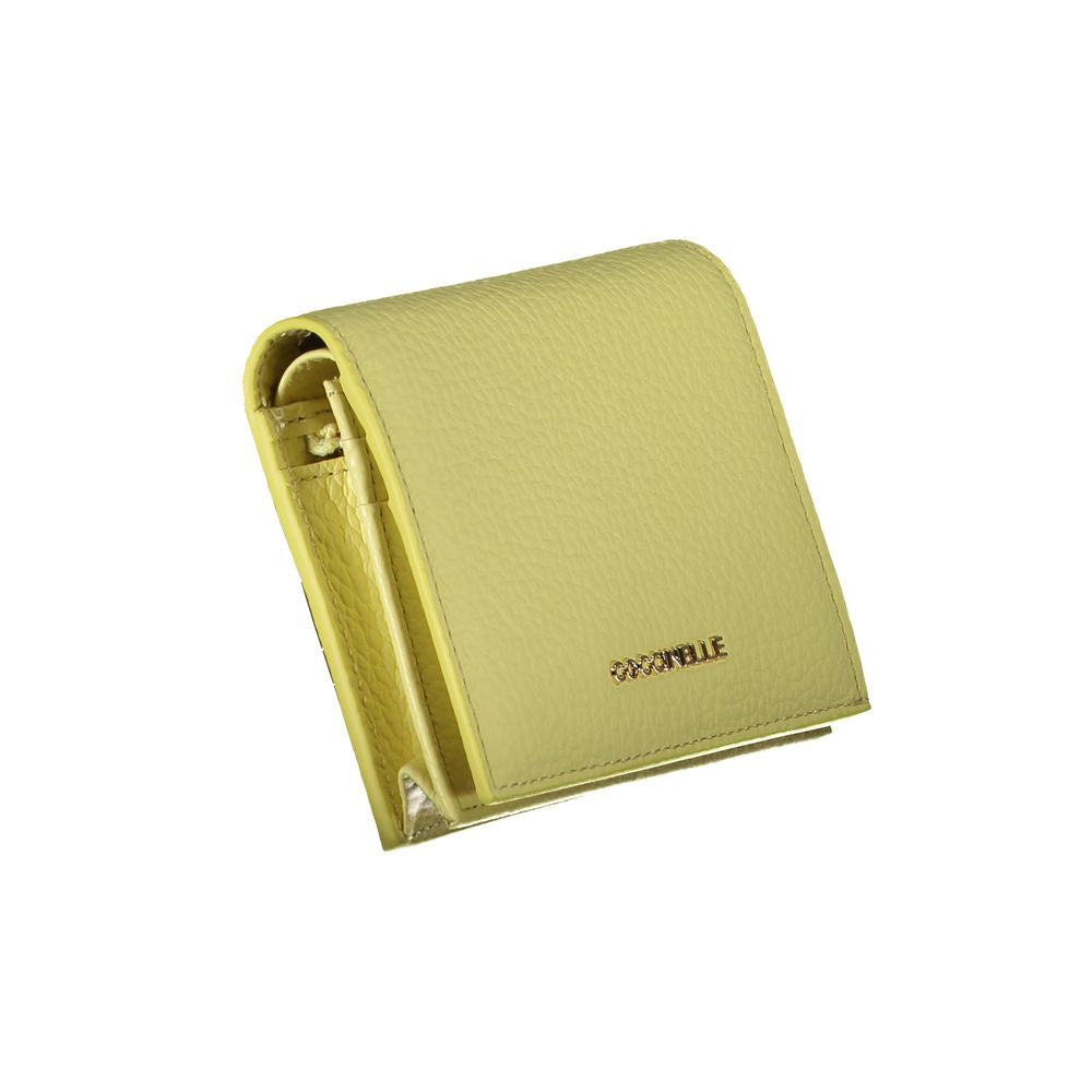 Giallo Leather Wallet with Zip and Automatic Closure