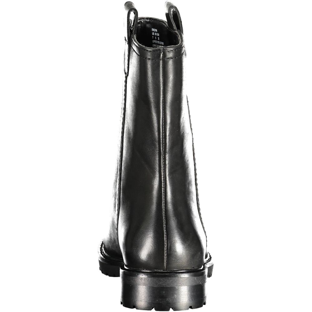 Nero Leather Ankle Boot with Logo Detail