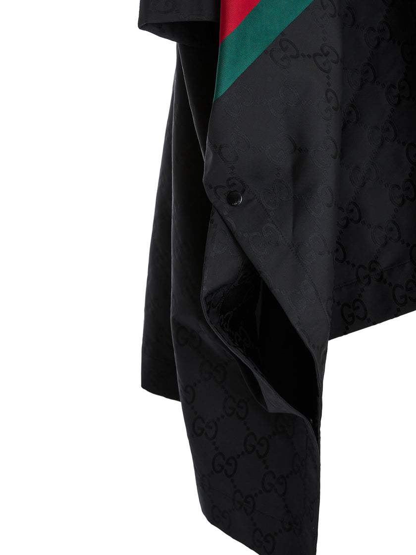GG Jacquard Nylon CoatGUCCI Gorgeous brand new, 100% Authentic Gucci GG Jacquard Nylon Coat. Model: Nylon Coat Fit : Oversize Material: 100% Cotton Color: Green Allover Logo details Made in Italy Very exclusive and high craftsmanshipGG Jacquard Nylon Coat