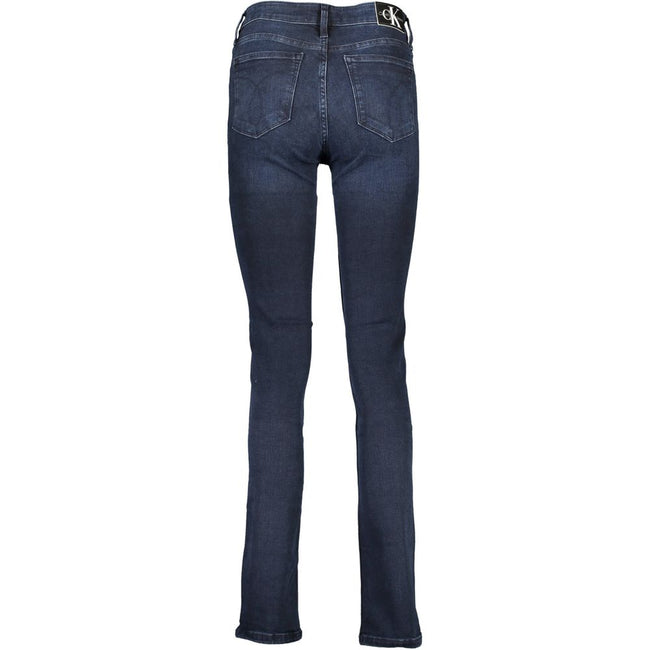 Blue Cotton Women JeansStep into the epitome of sleek sophistication with these Calvin Klein slim jeans. Meticulously crafted to flatter your silhouette, these jeans feature a contemporary 5-pocket design, complete with the iconic Calvin Klein logo for an