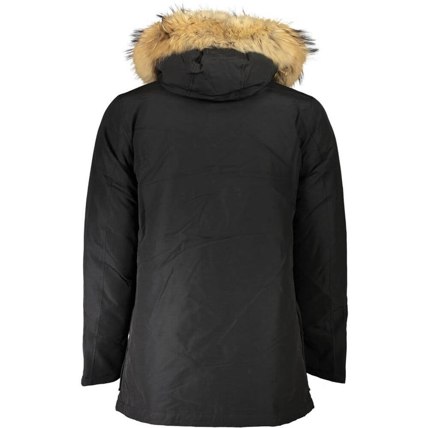 Black Cotton Men JacketDive into the epitome of bold sophistication with Woolrich’s long-sleeved parka. A true trendsetter’s choice, featuring a sleek removable fur-trimmed hood that promises to elevate your chilly-weather ensemble instantly. This black j