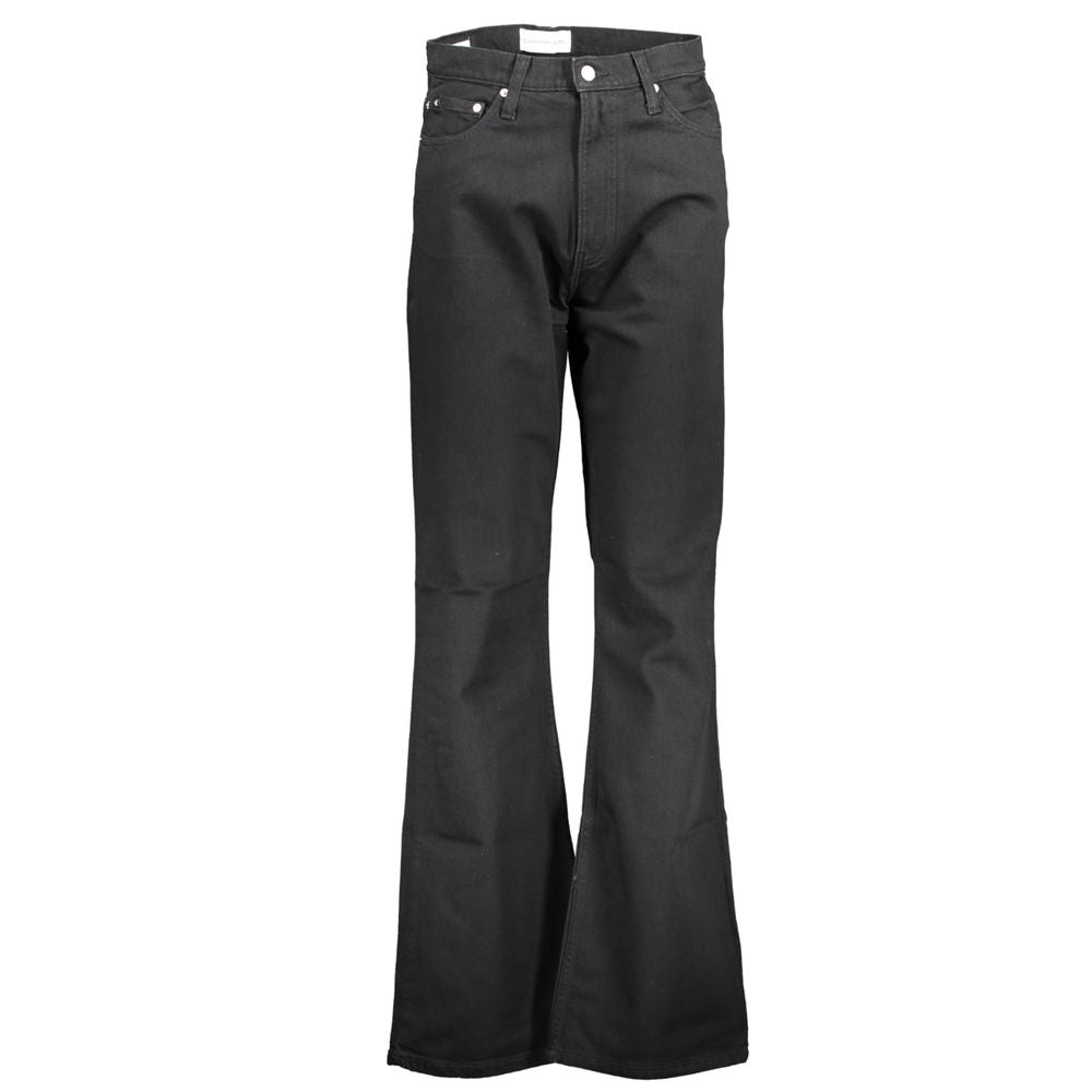 Black Cotton Women JeansIndulge in the timeless sophistication of Calvin Klein with these authentic boot jeans, designed to accentuate your silhouette with a hint of urban elegance. Crafted from a premium blend that includes 20% organic cotton, these jean