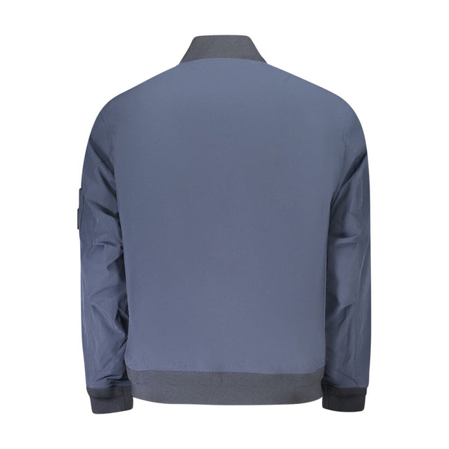Blue Polyamide Men JacketElevate your wardrobe with the unmistakable sophistication of Hugo Boss. Presenting a versatile blue jacket that defines modern luxury, tailored for the style-conscious individual. Crafted for function and fashion, this piece feat