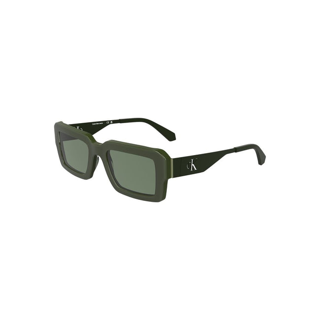 Green Acetate Women SunglassesMake a statement with Calvin Klein’s sleek sophistication. These sunglasses feature an acetate frame that perfectly encapsulates modern refinement. The rectangular green lenses lend an air of mysterious allure while ensuring