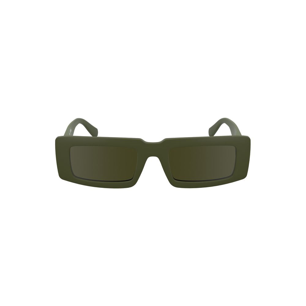 Green Bio-Based Fabric Women SunglassesUnveil your avant-garde style with Calvin Klein’s captivating sunglasses. Crafted with an eco-conscious bio-based frame, these shades boast a sleek rectangular lens that infuses any look with a hint of modern allure.