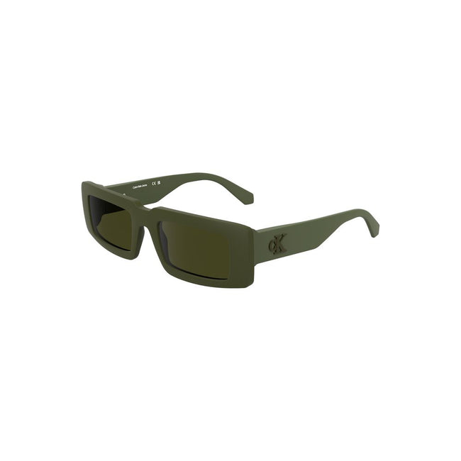 Green Bio-Based Fabric Women SunglassesUnveil your avant-garde style with Calvin Klein’s captivating sunglasses. Crafted with an eco-conscious bio-based frame, these shades boast a sleek rectangular lens that infuses any look with a hint of modern allure.
