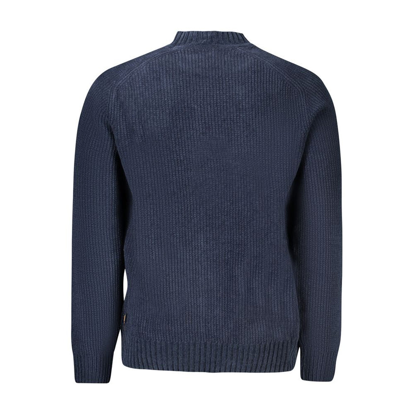 Blue Cotton Men SweaterWrap yourself in the epitome of style with this Hugo Boss chenille sweater. Exuding confidence and crafted from 100% cotton for unparalleled comfort, it’s the perfect blend of fashion and function. Its striking blue hue and discreet