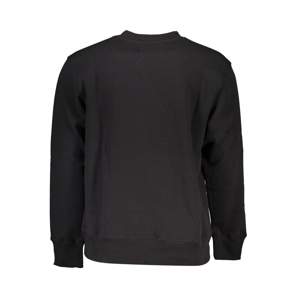 Black Cotton Men SweaterElevate your wardrobe with Calvin Klein’s perfect blend of comfort and style—a long-sleeved sweatshirt that makes a statement without saying a word. Its crewneck design and snug fleece ensure those chilly days are met with a warm e