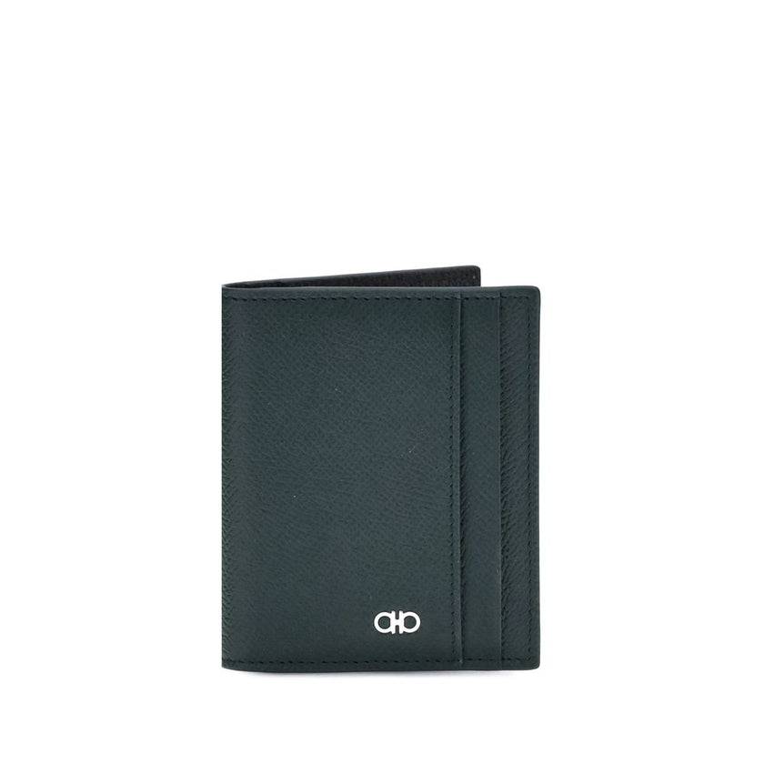Black Lamb Ovis Aries Aries WalletFerragamo’s leather Card Holder combines elegance and functionality in a compact, refined design. Made of fine grained leather, it features slots both inside and out, offering surprisingly generous capacity, ideal for the