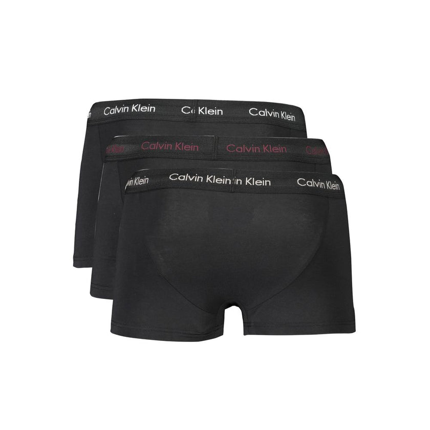 Tri-Color Stretch Cotton Boxer Briefs SetExperience the ultimate in comfort and style with Calvin Klein’s Tri-Color Boxer Briefs Set. Each pack provides a trio of premium quality underwear, each featuring an elastic waistband emblazoned with the iconic lo