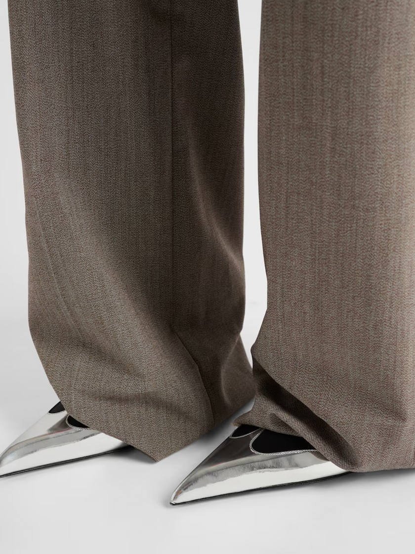 Black Satin And Metallic Silver Leather PumpsPRADA Gorgeous brand new with tags, Black Satin And Metallic Leather Pumps Model: 1I968N_049_F0002_F_A085 Color: Black Material: 68% Viscose 32% Silk 100% Calfskin Upper with metallic leather toe cap Leather an