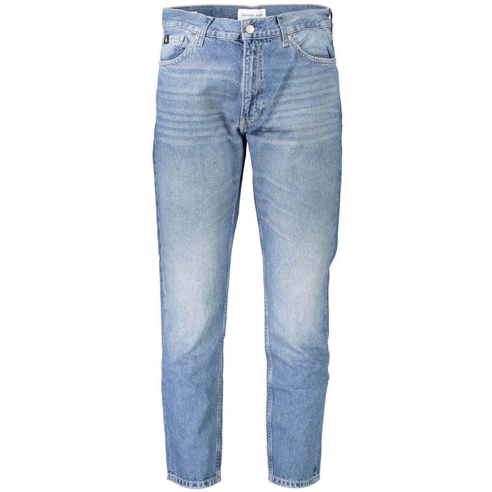 Blue Cotton Men JeansElevate your denim game with these Calvin Klein jeans, where style meets comfort. Featuring a subtle washed effect and classic 5-pocket construction, this pair is a testament to timeless fashion. The iconic Calvin Klein logo adds a to