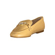 Beige Leather Women Flat ShoeEmbrace the epitome of preppy chic with these classic Ralph Lauren moccasins, showcasing the brand’s iconic logo. Crafted with luxurious leather and meticulous attention to detail, they infuse everyday elegance into your wardr