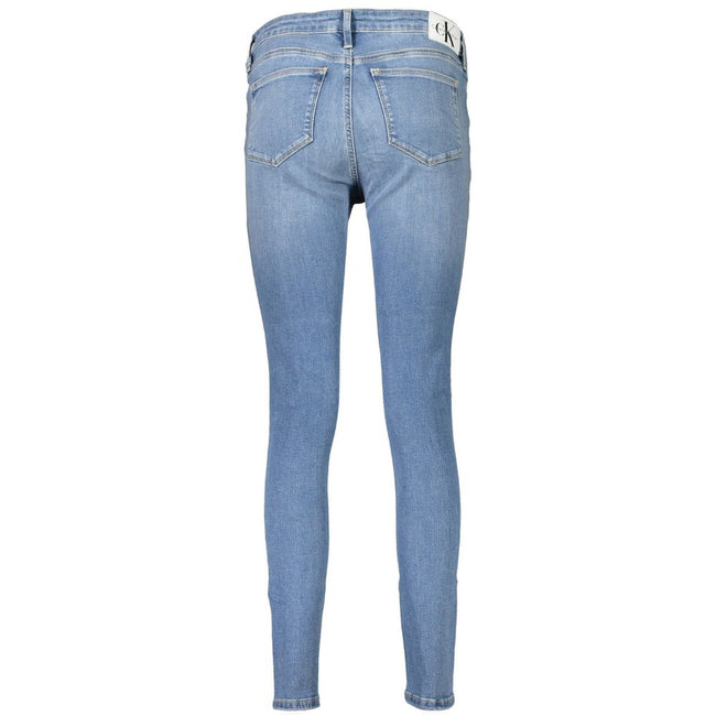 Blue Cotton Women JeansDress to impress with these figure-flattering Calvin Klein skinny jeans, designed to make a statement wherever you go. The washed effect and iconic logo exude effortless chic, ensuring you steal the spotlight with every step. Ideal