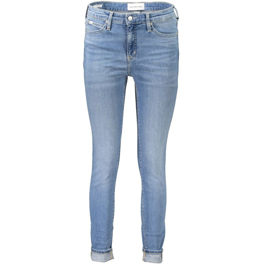 Blue Cotton Women JeansDress to impress with these figure-flattering Calvin Klein skinny jeans, designed to make a statement wherever you go. The washed effect and iconic logo exude effortless chic, ensuring you steal the spotlight with every step. Ideal
