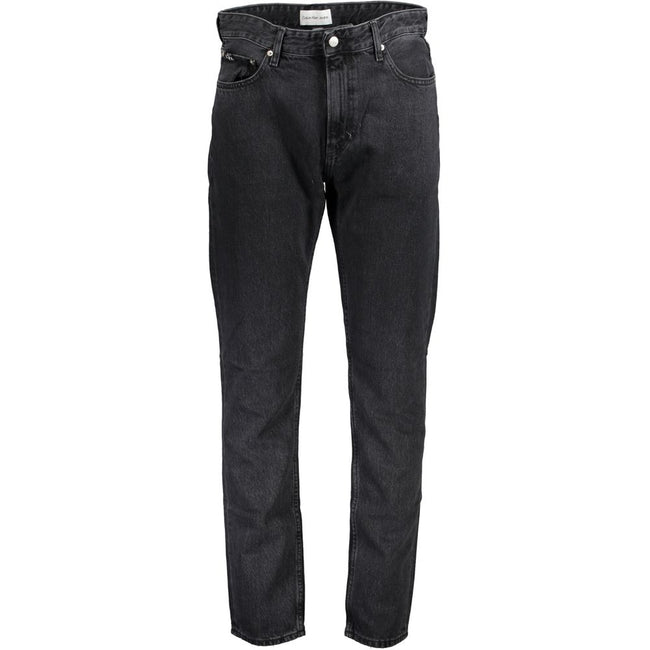 Black Cotton Men JeansElevate your denim collection with the quintessential boldness of Calvin Klein. These dad jeans offer a modern twist on a classic, featuring a washed effect that exudes laid-back sophistication. Crafted from quality materials includi