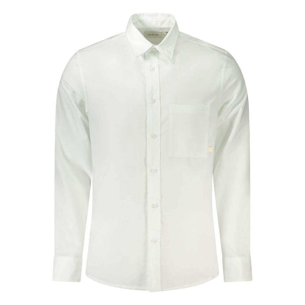 White Cotton Men ShirtElevate your wardrobe with the timeless sophistication of a Calvin Klein long sleeve shirt. Crafted with the finest 100% cotton, this shirt is a testament to classic style and comfort. Sporting an Italian collar and sleek 1-button cu